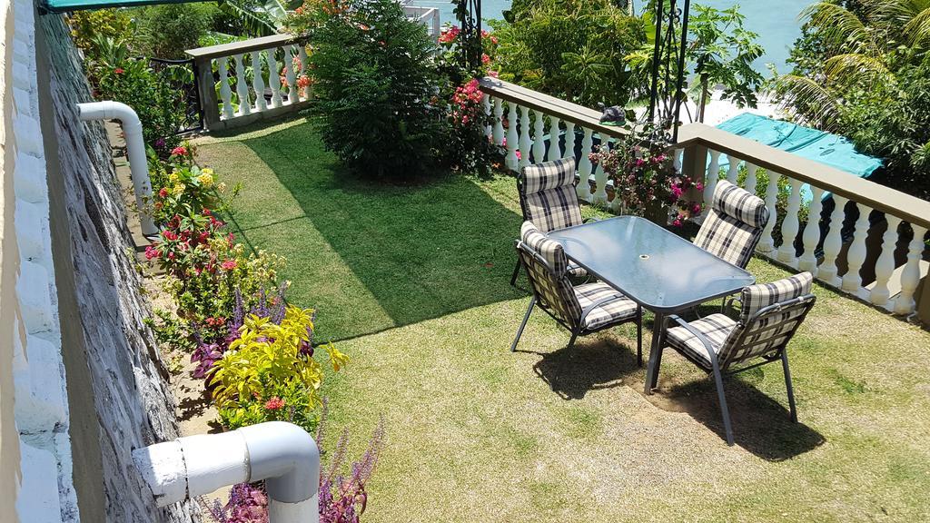 Hibiscus House Seychelles Self Catering Apartment Victoria Exterior photo