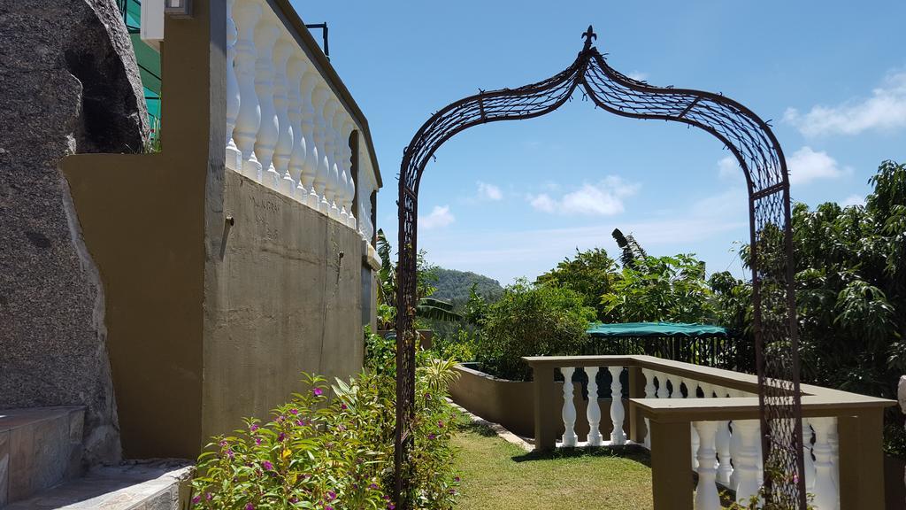 Hibiscus House Seychelles Self Catering Apartment Victoria Exterior photo
