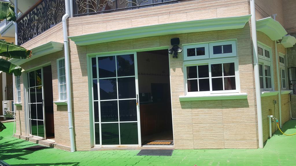 Hibiscus House Seychelles Self Catering Apartment Victoria Exterior photo