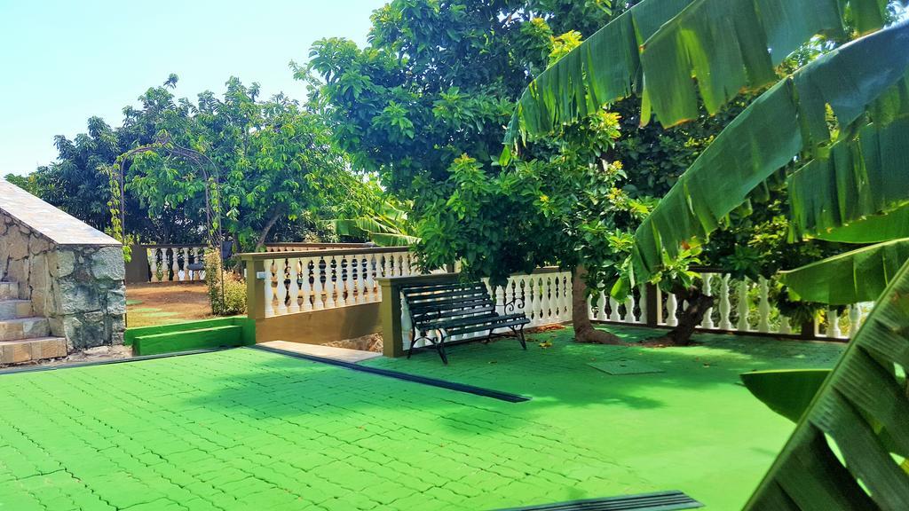 Hibiscus House Seychelles Self Catering Apartment Victoria Exterior photo