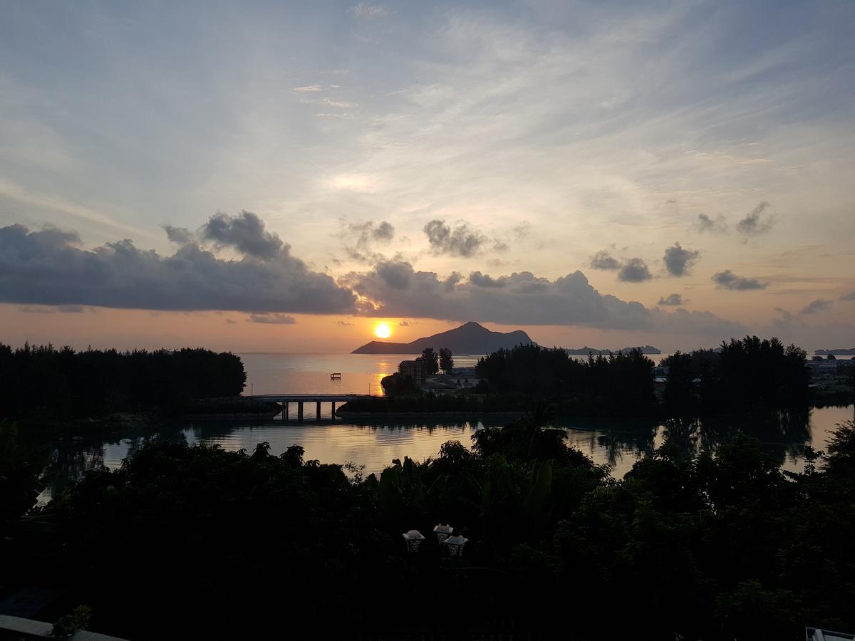 Hibiscus House Seychelles Self Catering Apartment Victoria Exterior photo