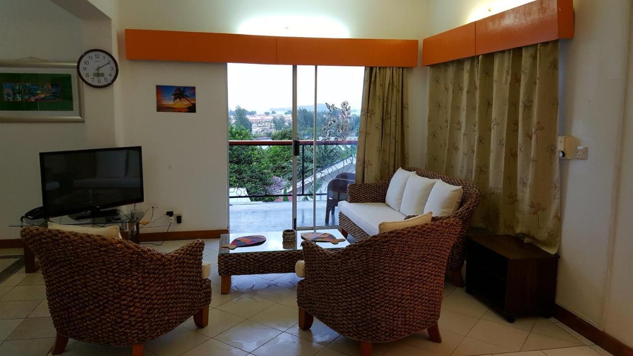 Hibiscus House Seychelles Self Catering Apartment Victoria Exterior photo