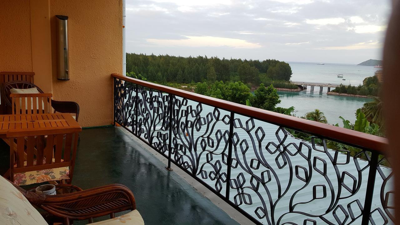 Hibiscus House Seychelles Self Catering Apartment Victoria Exterior photo