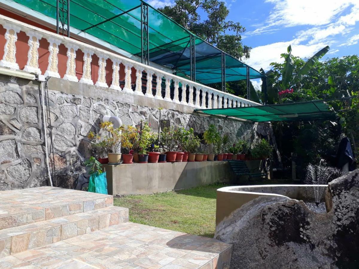 Hibiscus House Seychelles Self Catering Apartment Victoria Exterior photo